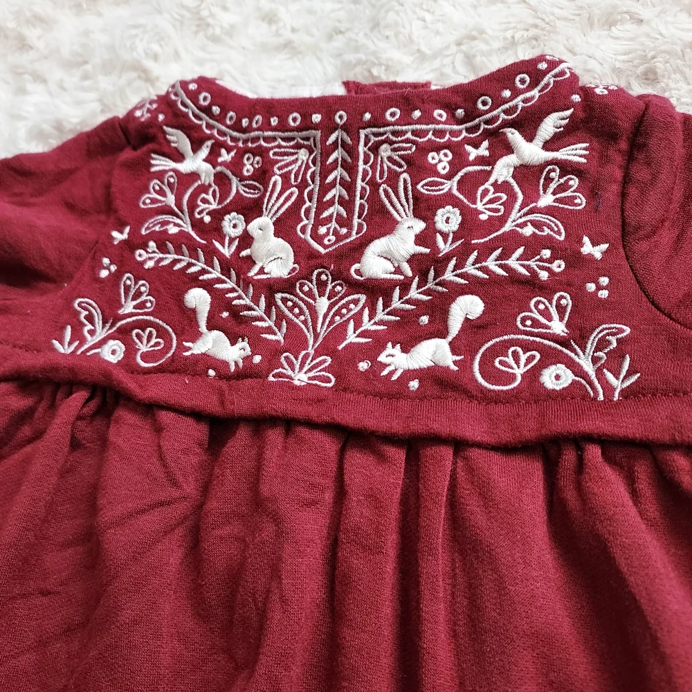 Heirlooms by Polly Flinders stylish maroon